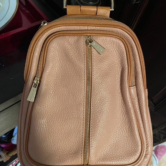 Backpack - Picture 2 of 4